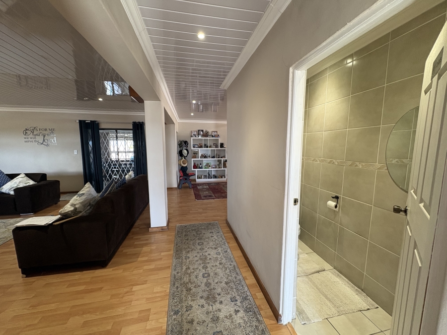 4 Bedroom Property for Sale in Darling Western Cape